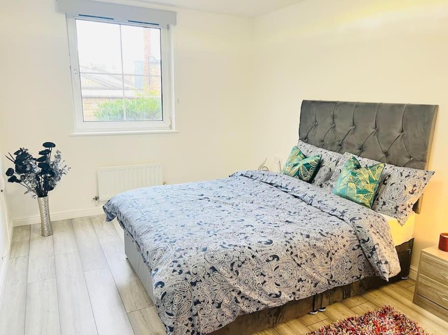 אדינבורו Superb 2 Bedroom Apartment With Free Parking מראה חיצוני תמונה